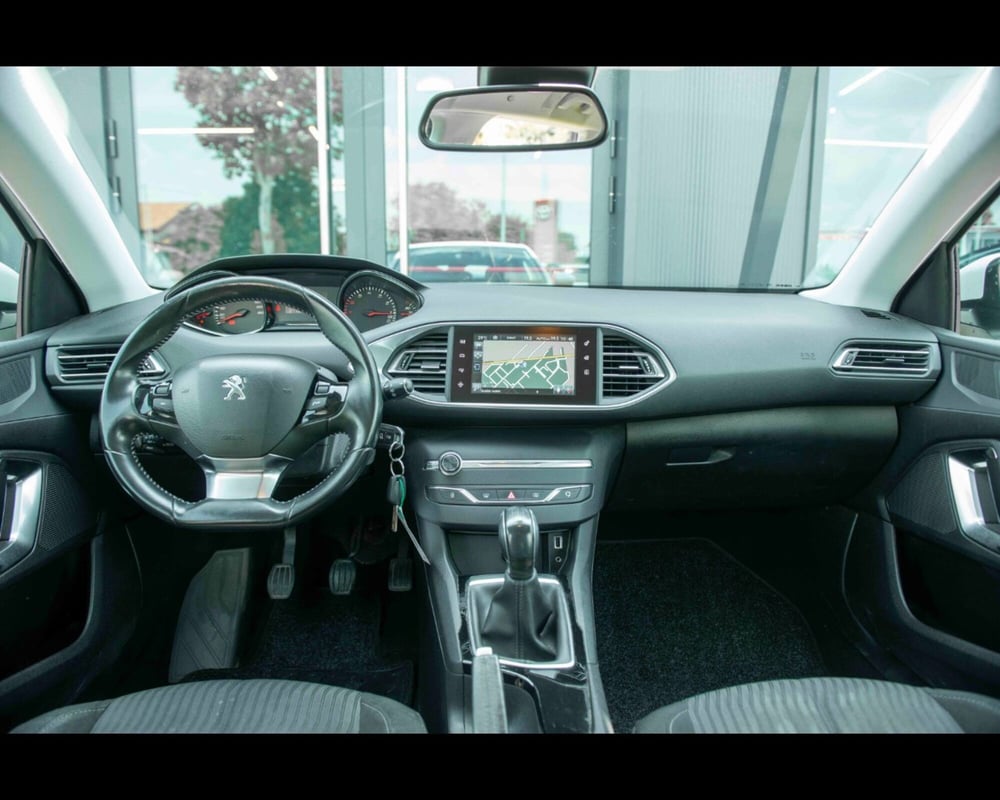 Peugeot 308 SW usata a Venezia (10)