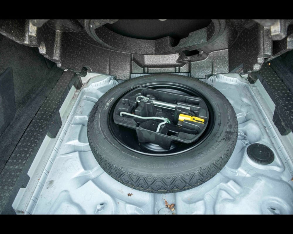 Peugeot 308 SW usata a Venezia (16)