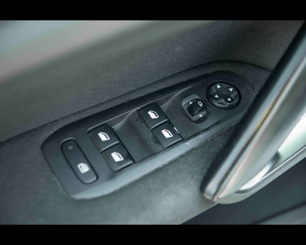 Peugeot 308 SW usata a Venezia (18)