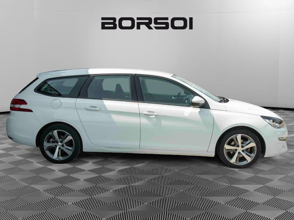 Peugeot 308 SW usata a Venezia (6)