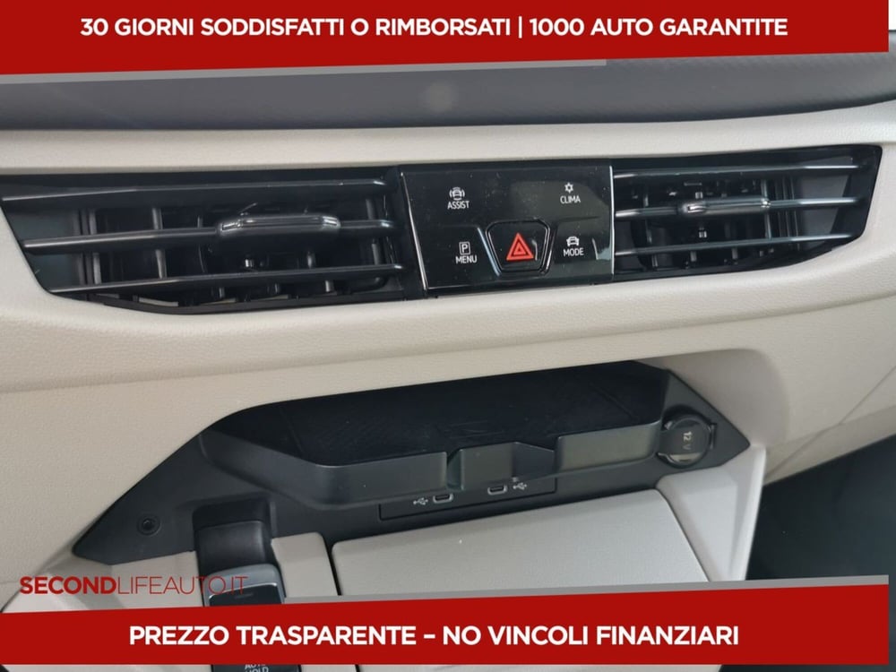 Volkswagen Multivan usata a Chieti (17)
