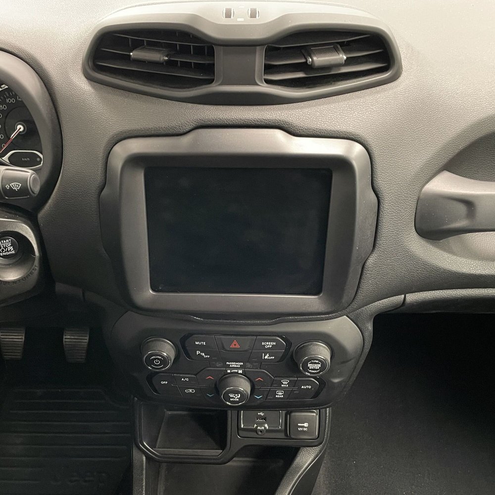 Jeep Renegade usata a Novara (13)
