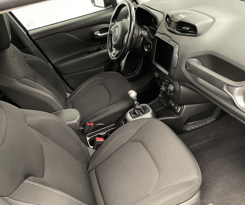 Jeep Renegade usata a Novara (8)