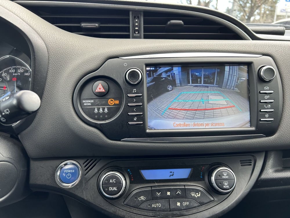 Toyota Yaris usata a Bologna (12)