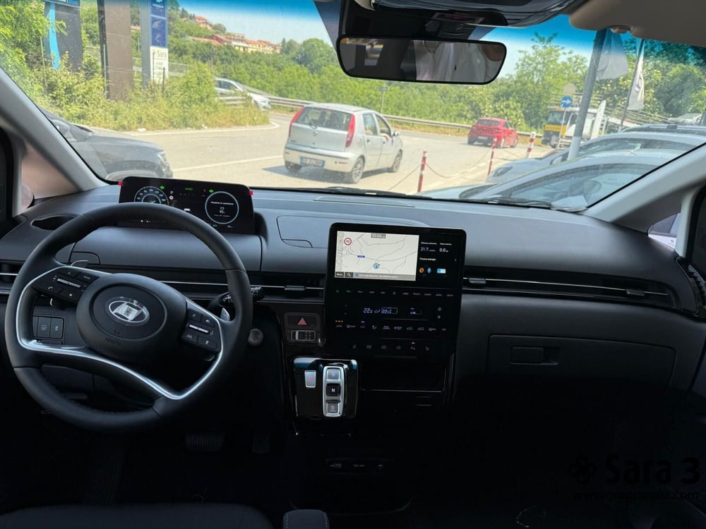 Hyundai Staria nuova a Avellino (15)