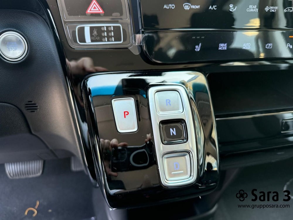 Hyundai Staria nuova a Avellino (16)