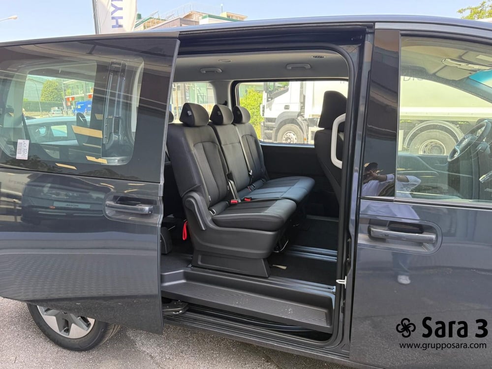 Hyundai Staria nuova a Avellino (4)