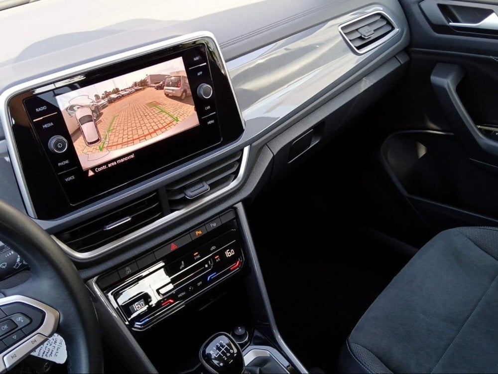 Volkswagen T-Roc usata a Livorno (13)
