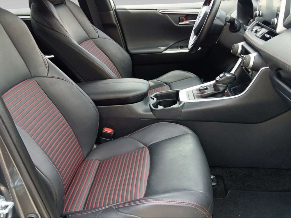 Toyota Rav4 usata a Livorno (12)