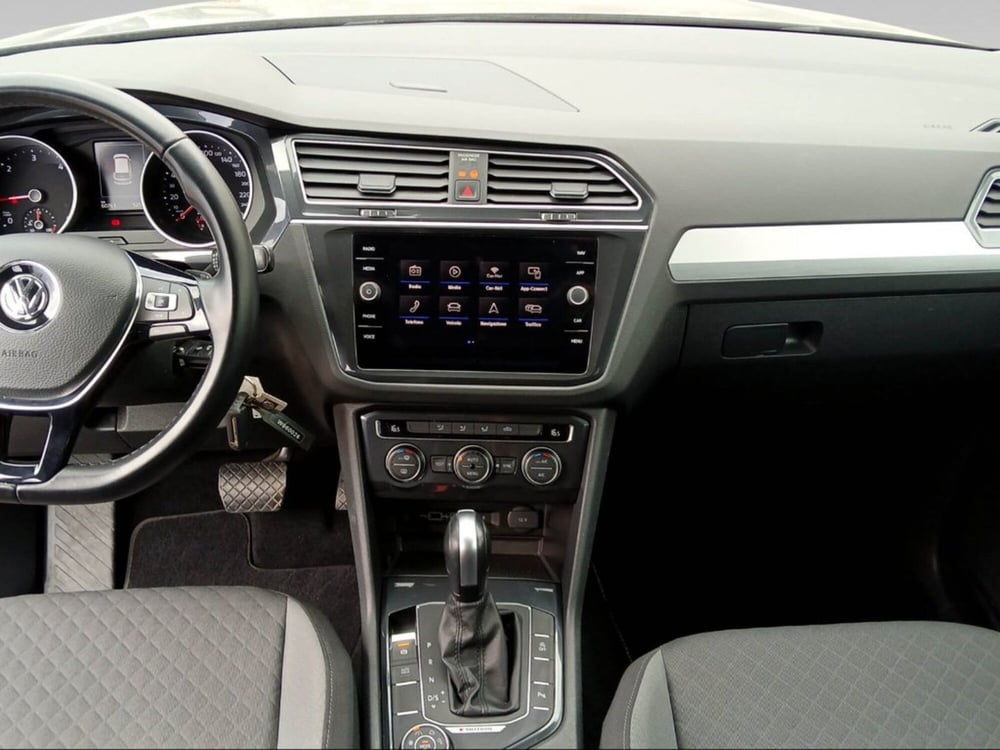 Volkswagen Tiguan usata a Livorno (10)