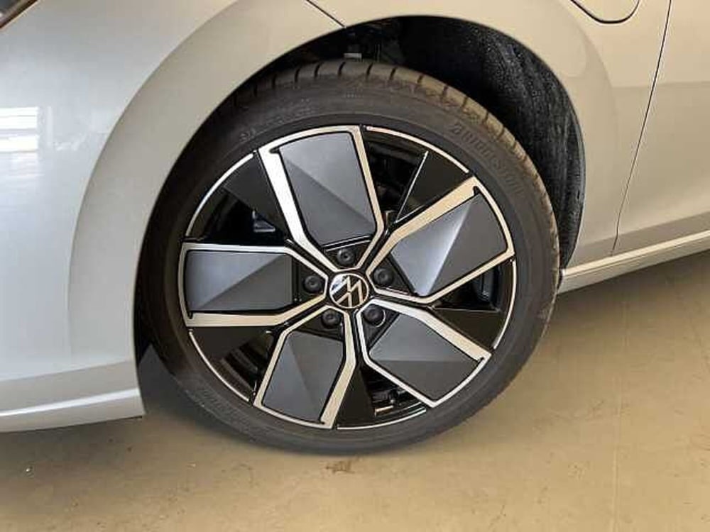 Volkswagen Golf nuova a Forlì-Cesena (10)