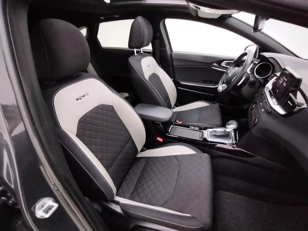 Kia ProCeed usata a Como (3)