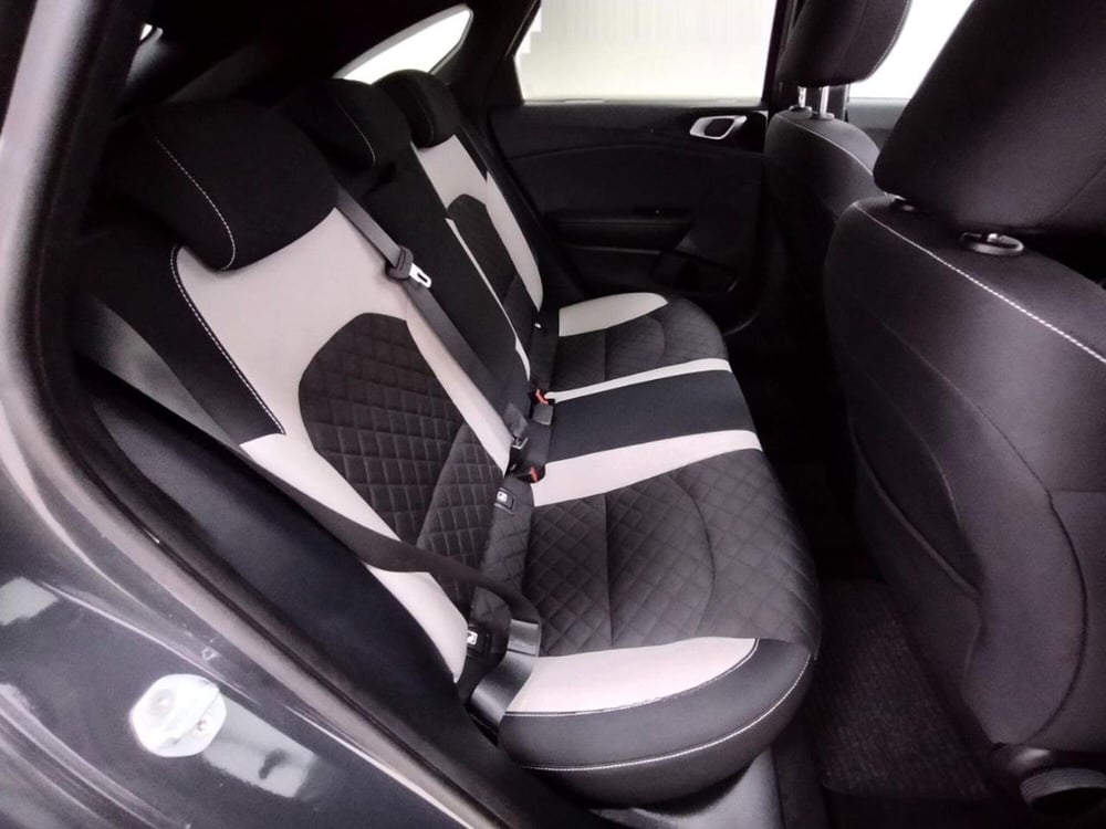 Kia ProCeed usata a Como (5)