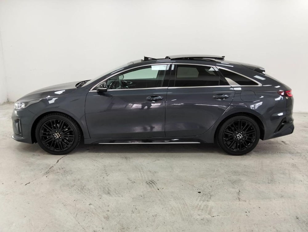 Kia ProCeed usata a Como (8)