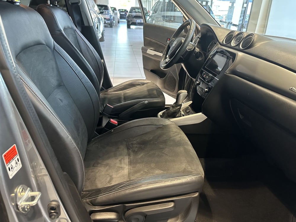 Suzuki Vitara usata a Latina (8)