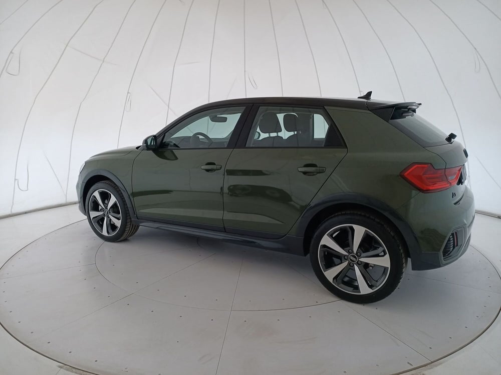 Audi A1 allstreet nuova a Bari (3)