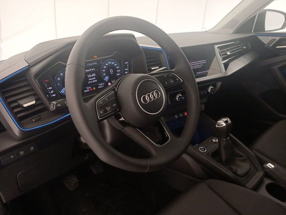 Audi A1 allstreet nuova a Bari (5)