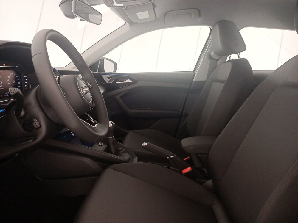 Audi A1 allstreet nuova a Bari (6)
