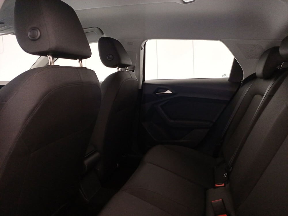 Audi A1 allstreet nuova a Bari (8)