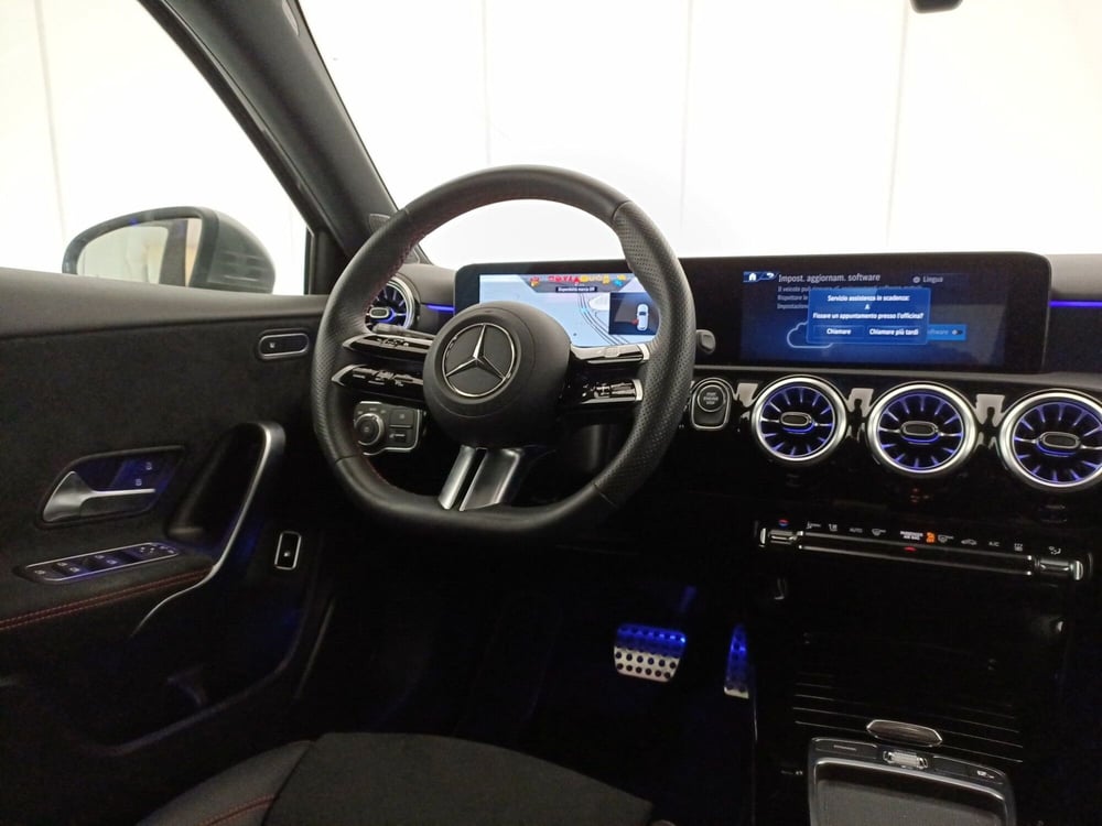 Mercedes-Benz Classe A usata a Bari (9)