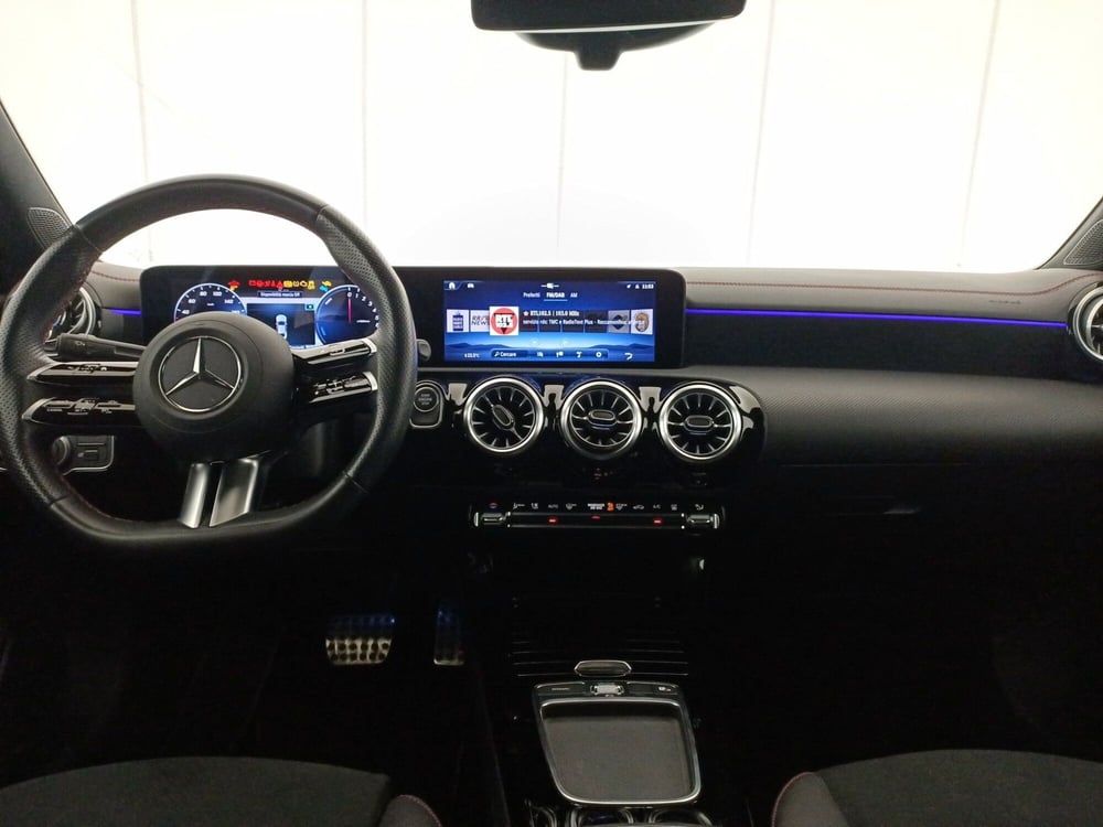 Mercedes-Benz CLA usata a Bari (10)