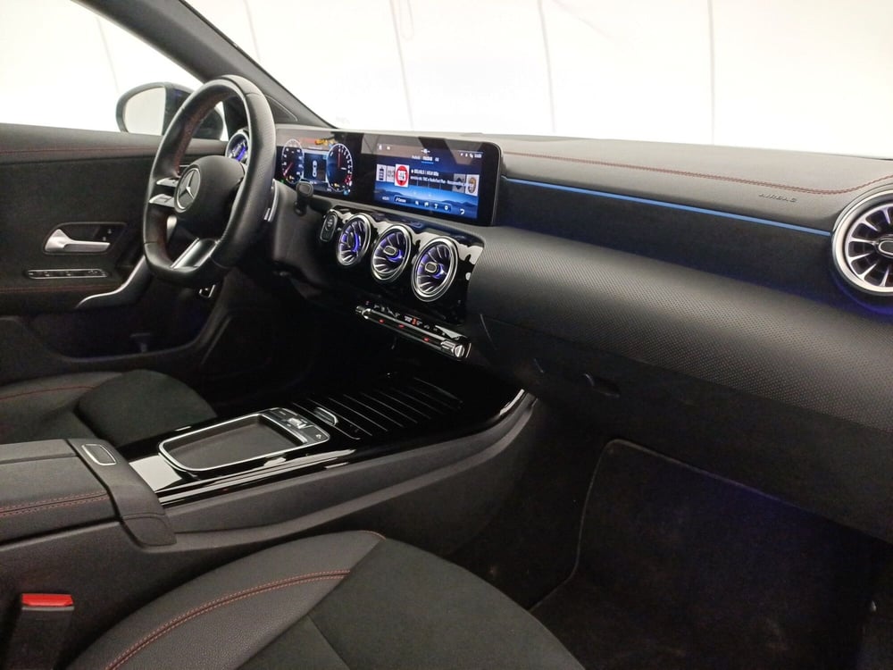 Mercedes-Benz CLA usata a Bari (7)