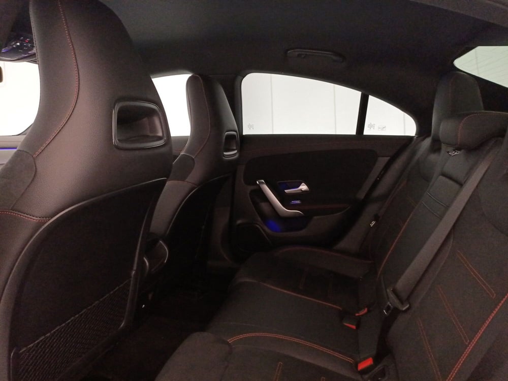 Mercedes-Benz CLA usata a Bari (8)