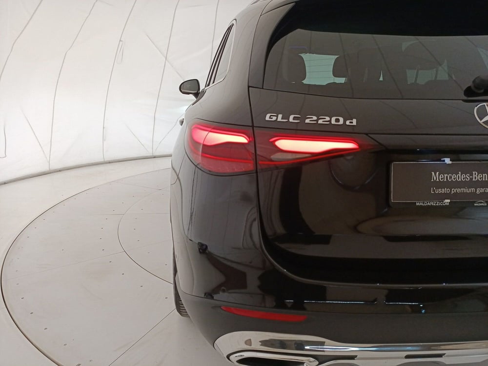 Mercedes-Benz GLC SUV usata a Bari (11)