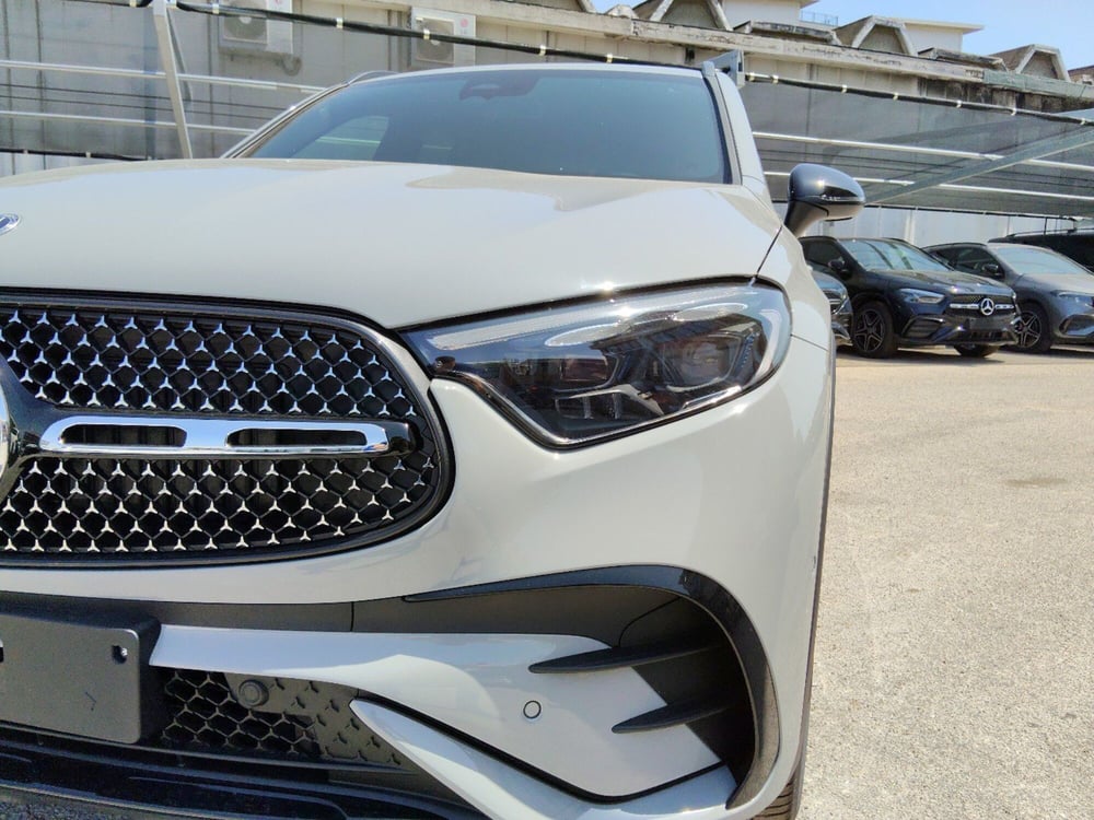 Mercedes-Benz GLC SUV nuova a Pescara (11)