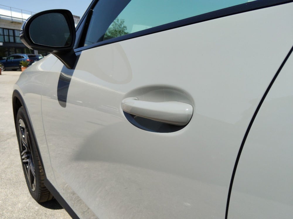 Mercedes-Benz GLC SUV nuova a Pescara (8)