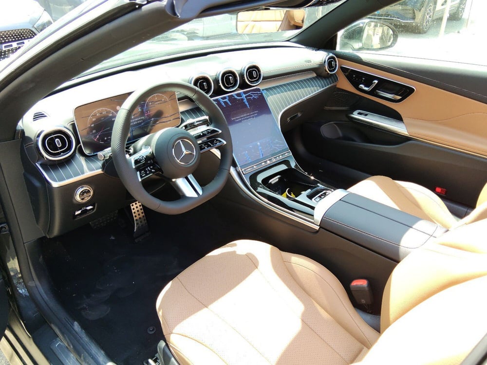 Mercedes-Benz CLE Cabrio nuova a Pescara (14)
