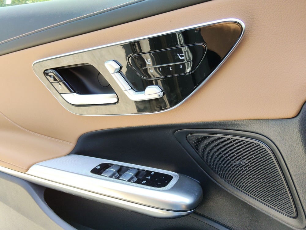 Mercedes-Benz CLE Cabrio nuova a Pescara (15)