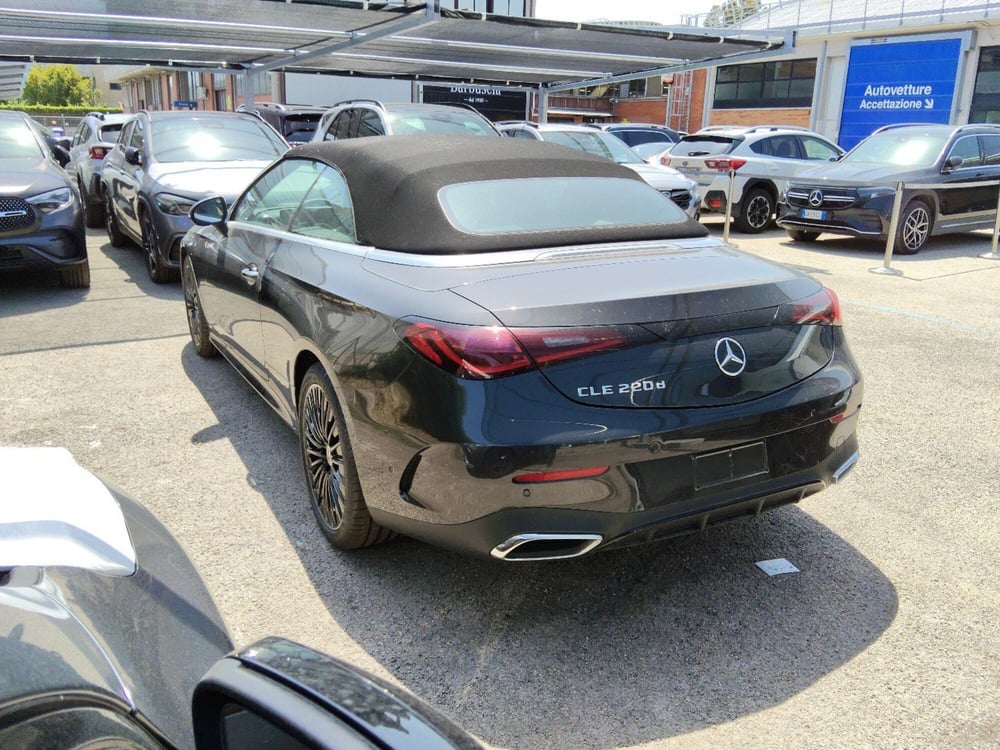 Mercedes-Benz CLE Cabrio nuova a Pescara (4)