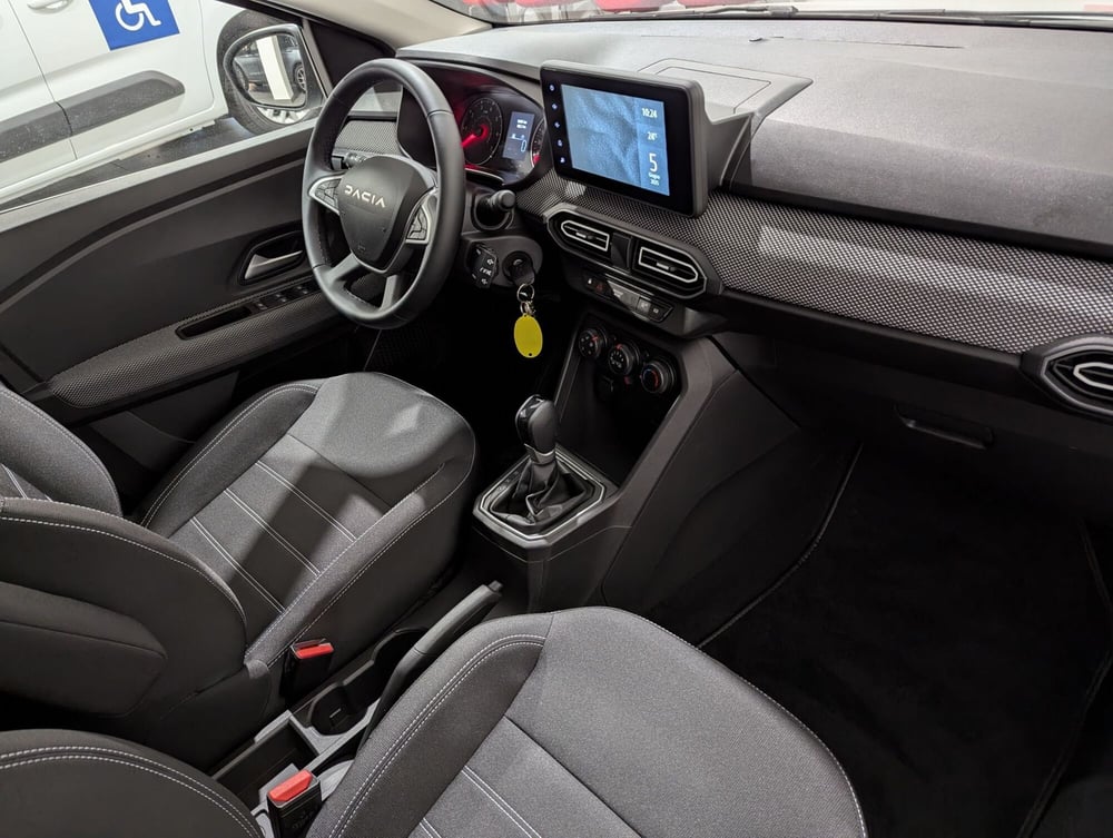 Dacia Sandero usata a Trento (8)