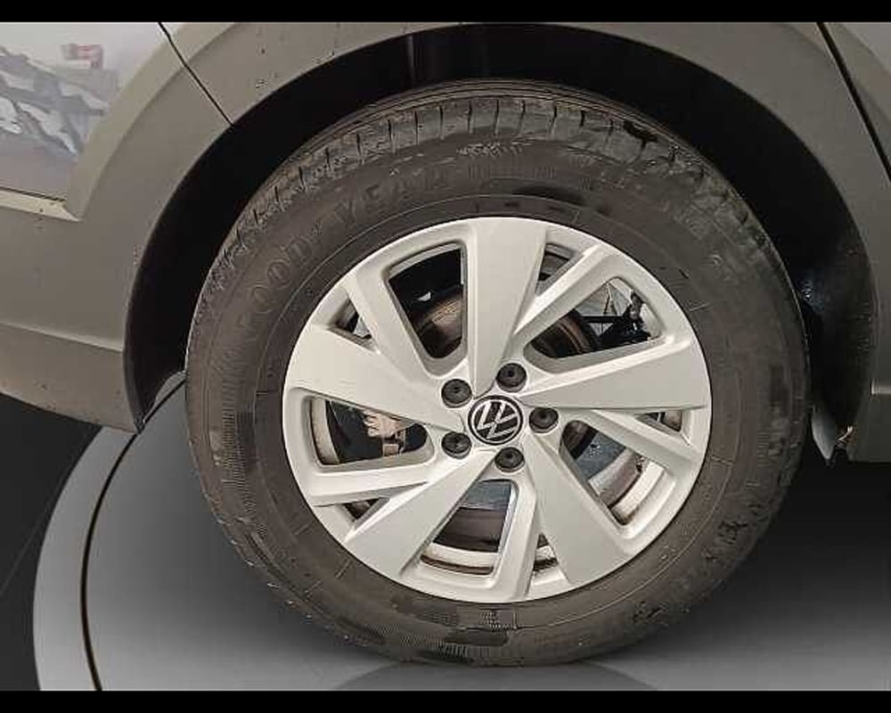 Volkswagen Taigo usata a Roma (11)