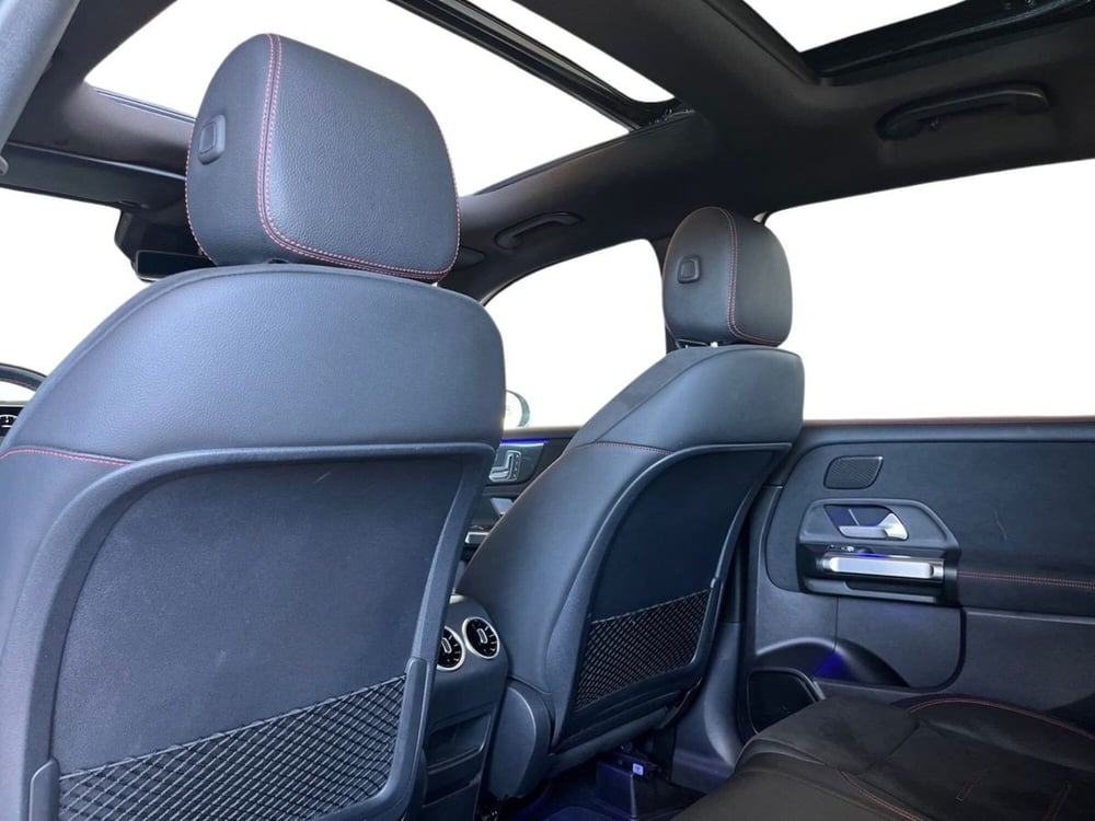 Mercedes-Benz GLB usata a Napoli (15)