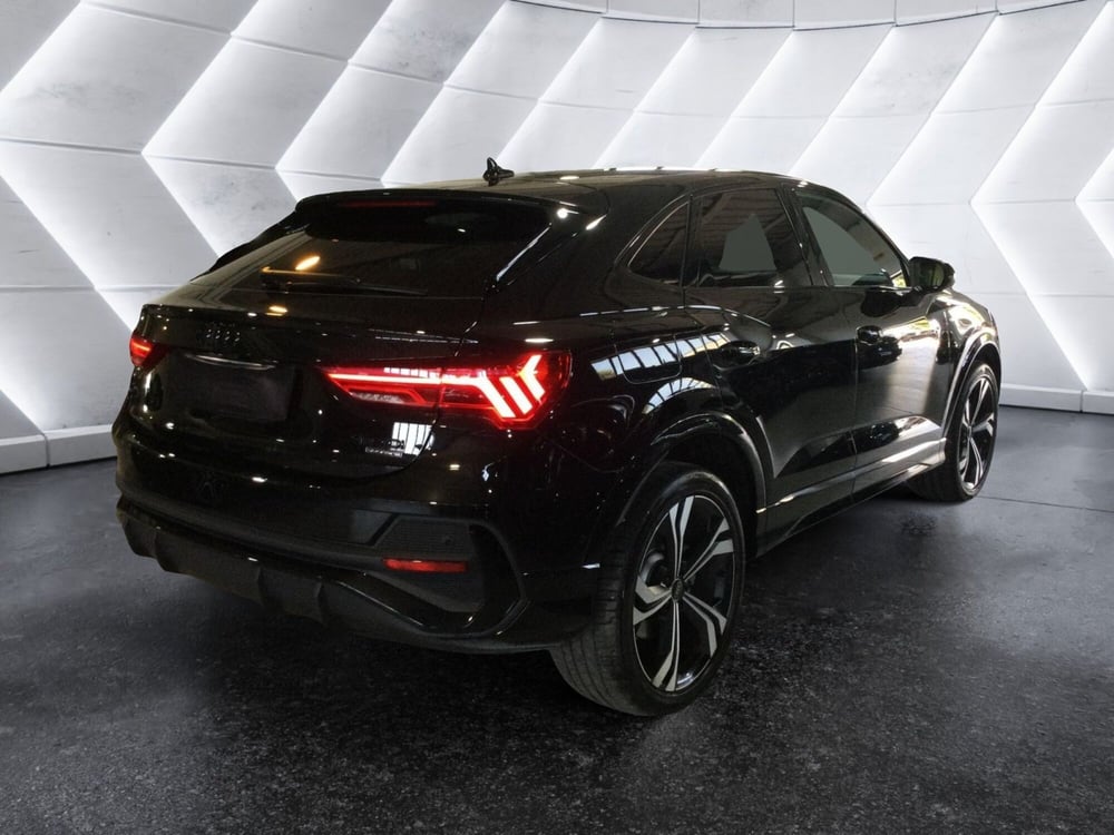 Audi Q3 Sportback usata a Caserta (4)