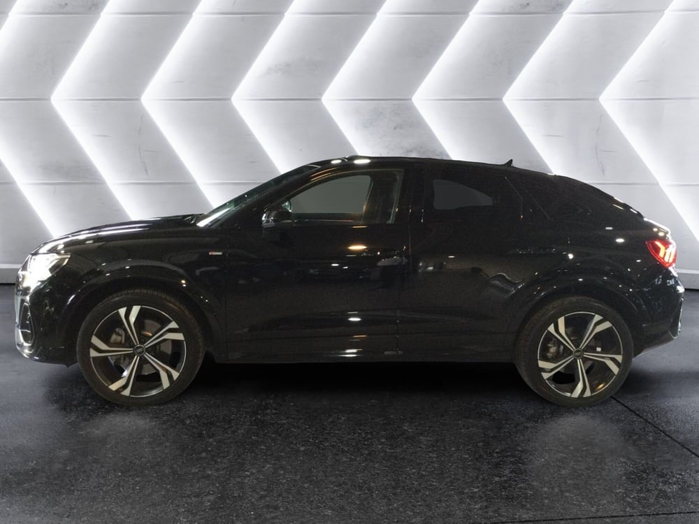 Audi Q3 Sportback usata a Caserta (7)