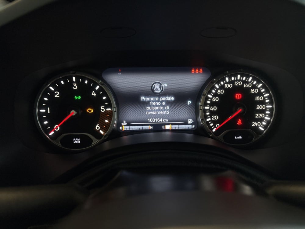 Jeep Renegade usata a Salerno (11)