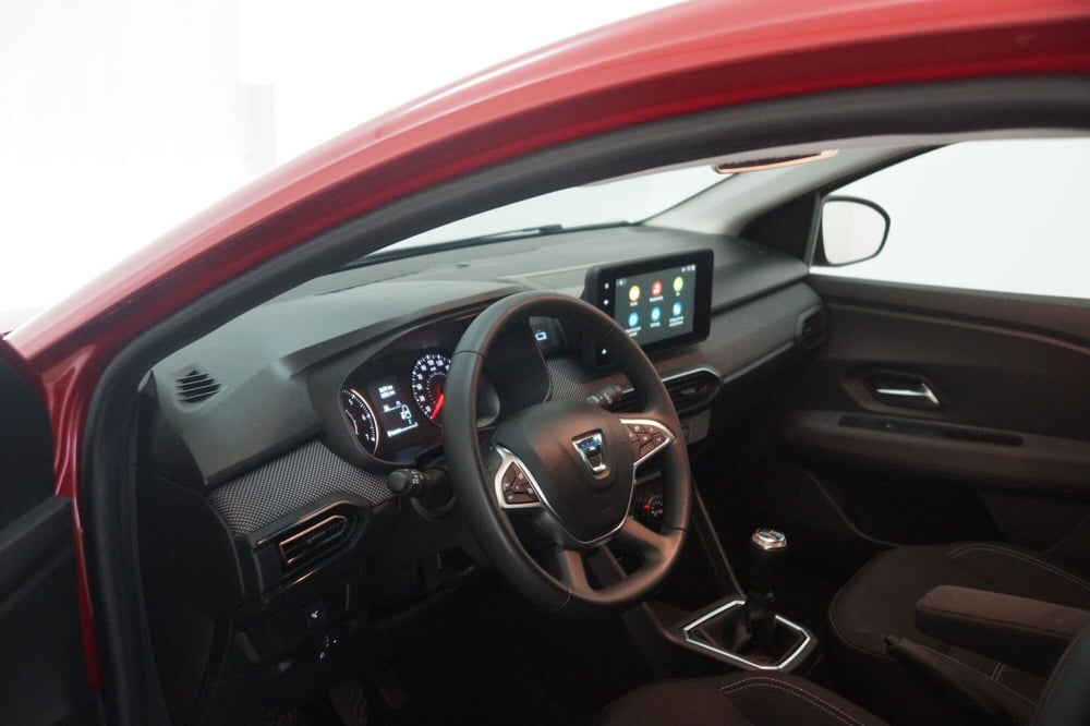 Dacia Sandero usata a Torino (10)
