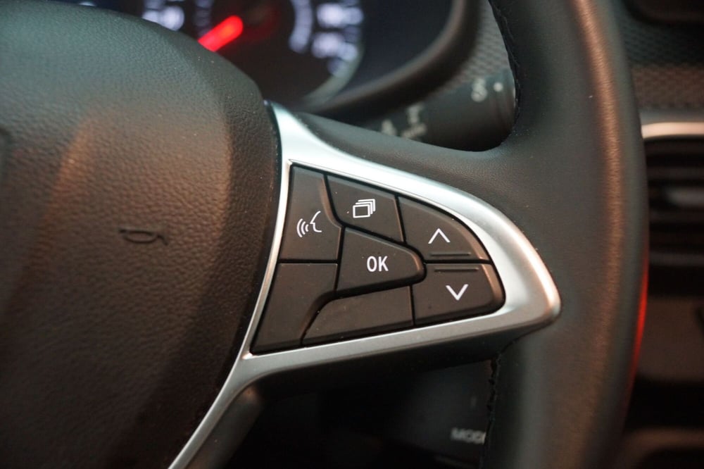 Dacia Sandero usata a Torino (12)