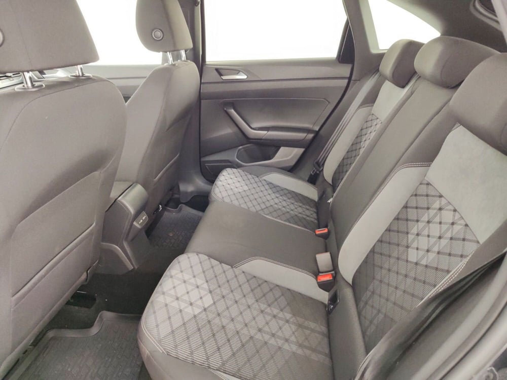 Volkswagen Taigo usata a Massa-Carrara (11)