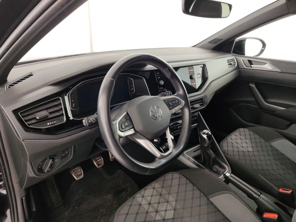 Volkswagen Taigo usata a Massa-Carrara (8)
