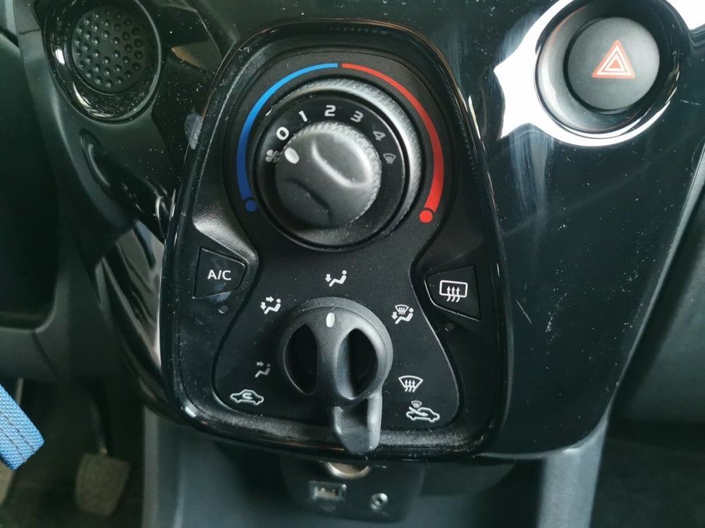 Peugeot 108 usata a Brindisi (12)
