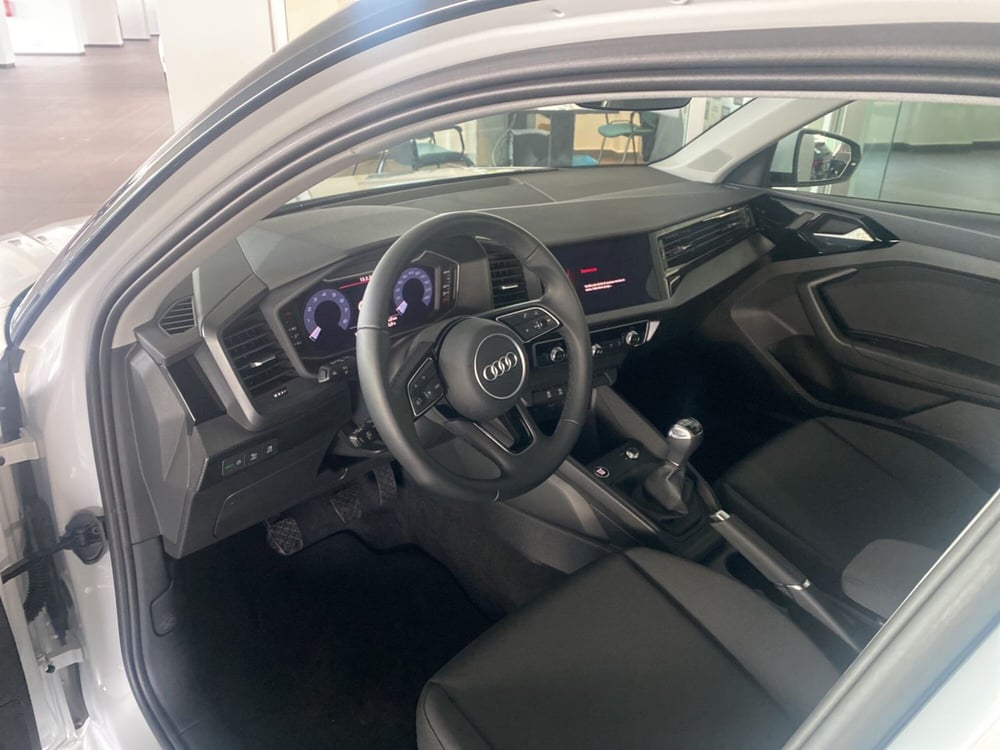 Audi A1 allstreet nuova a Catania (5)