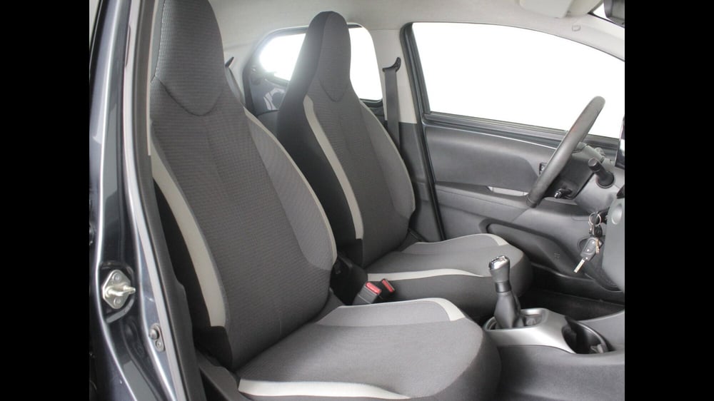 Toyota Aygo usata a Palermo (7)