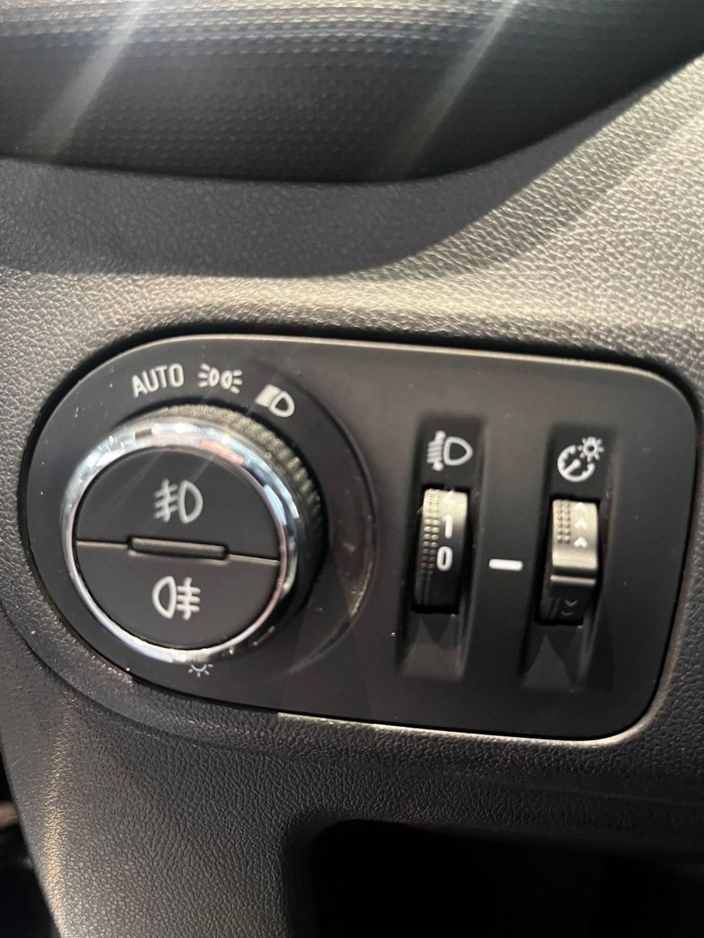 Opel Crossland X usata a Lucca (18)