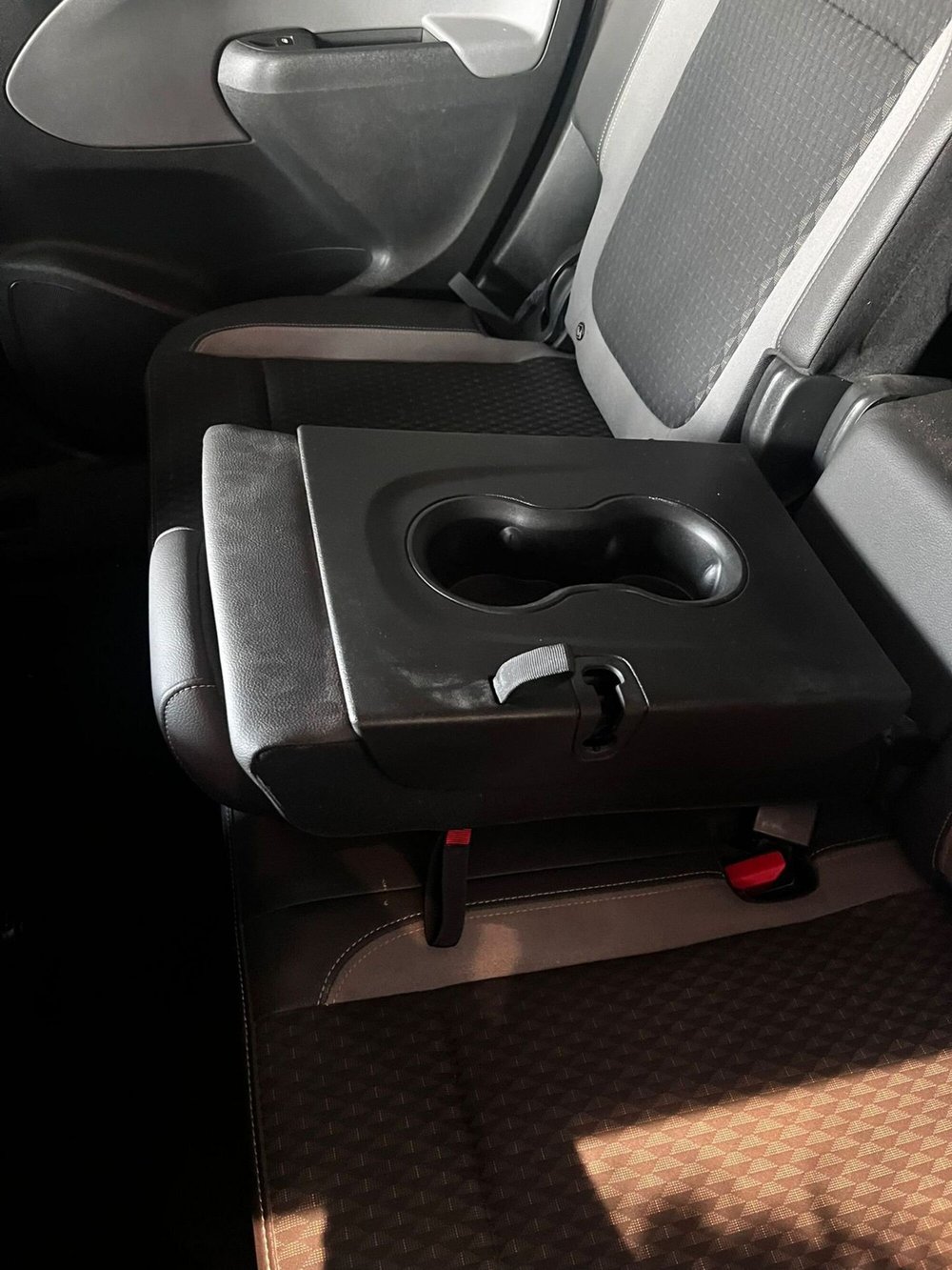 Opel Crossland X usata a Lucca (8)