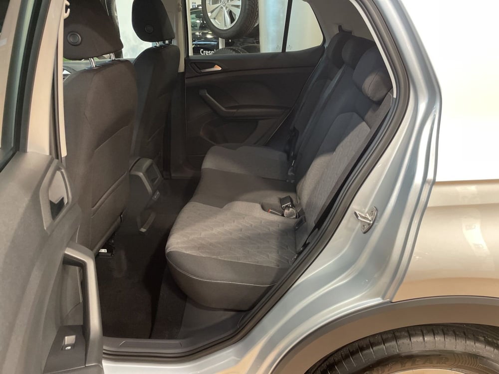Volkswagen T-Cross nuova a Varese (9)