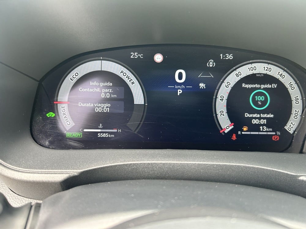 Toyota Yaris Cross usata a Bergamo (13)